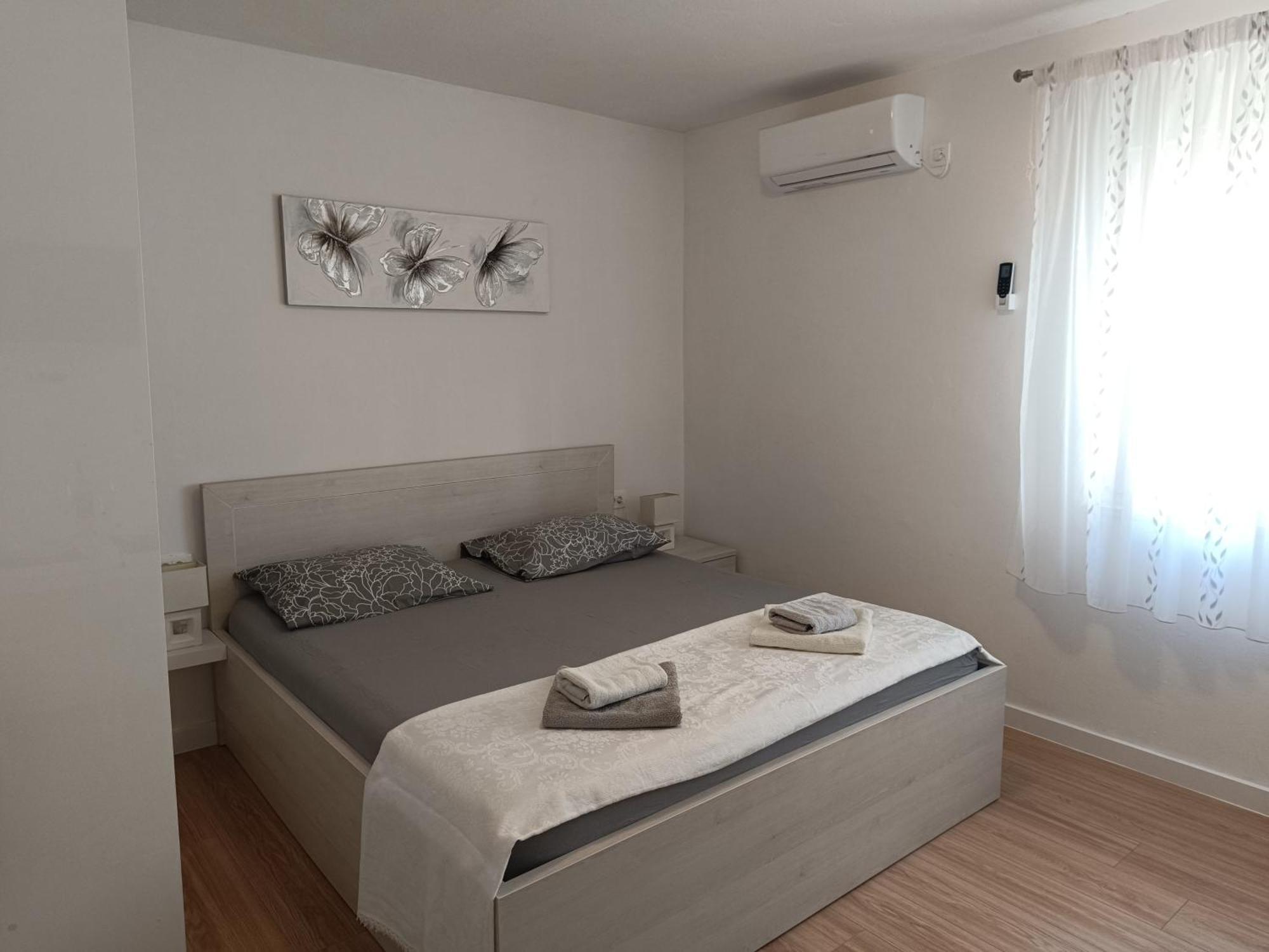 Studio Apartment 3E Split Exterior photo